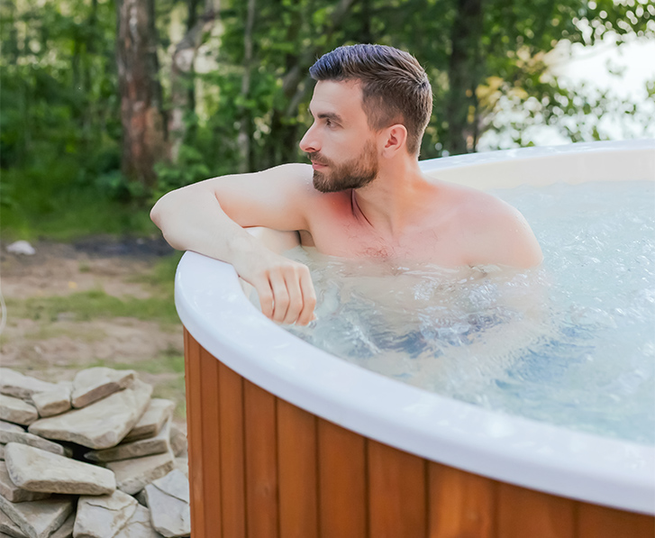 jacuzzi offrez vous un sejour bien etre en region sud