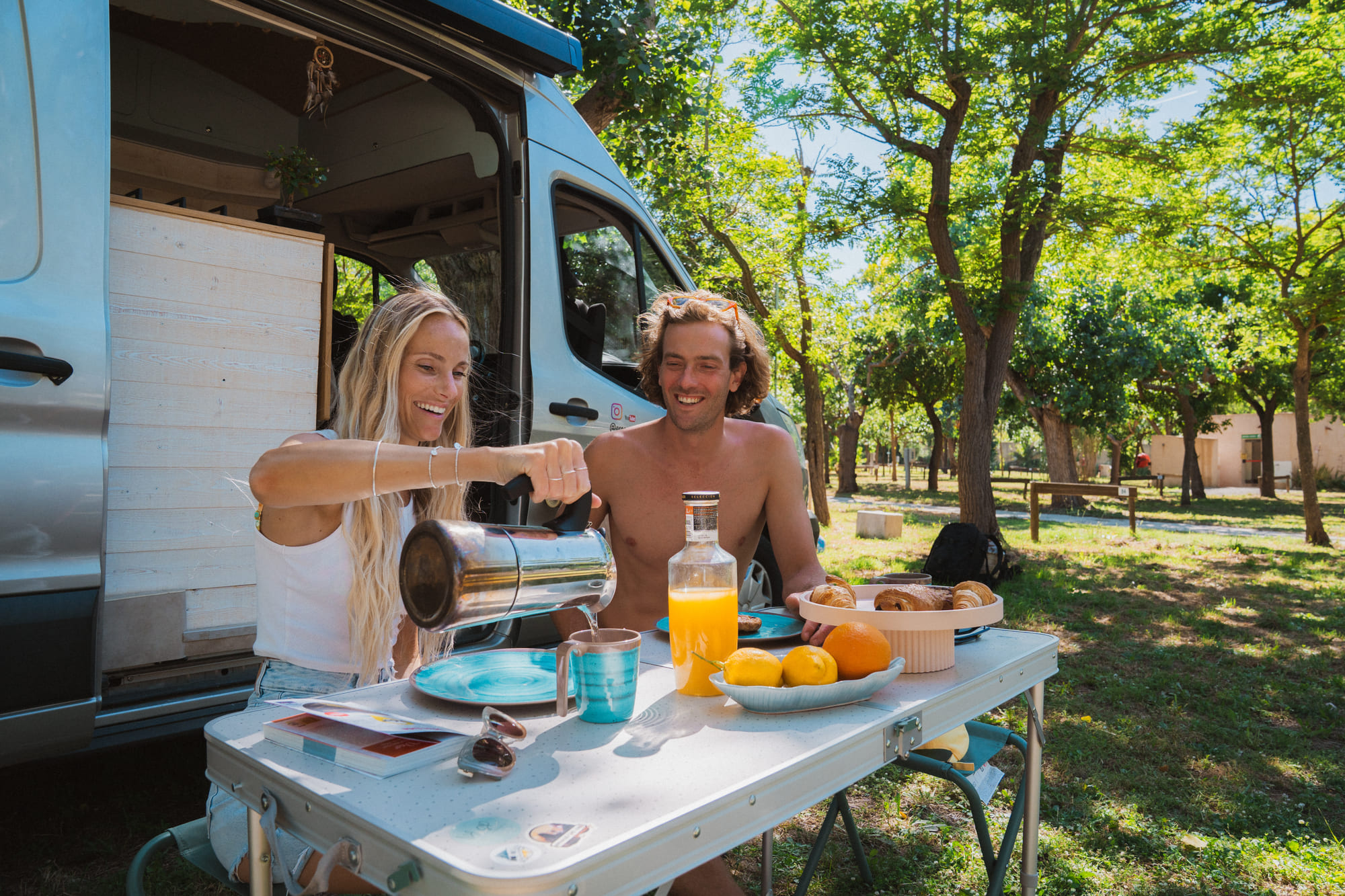 location emplacement camping car paca