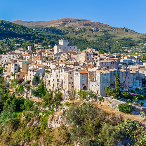 campings villages perches provence