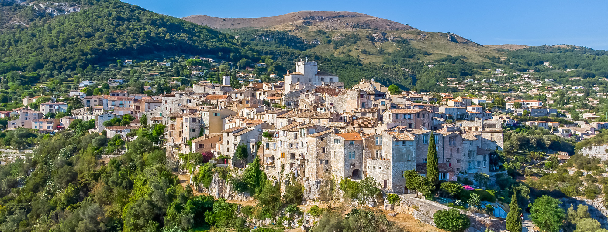 campings villages perches provence