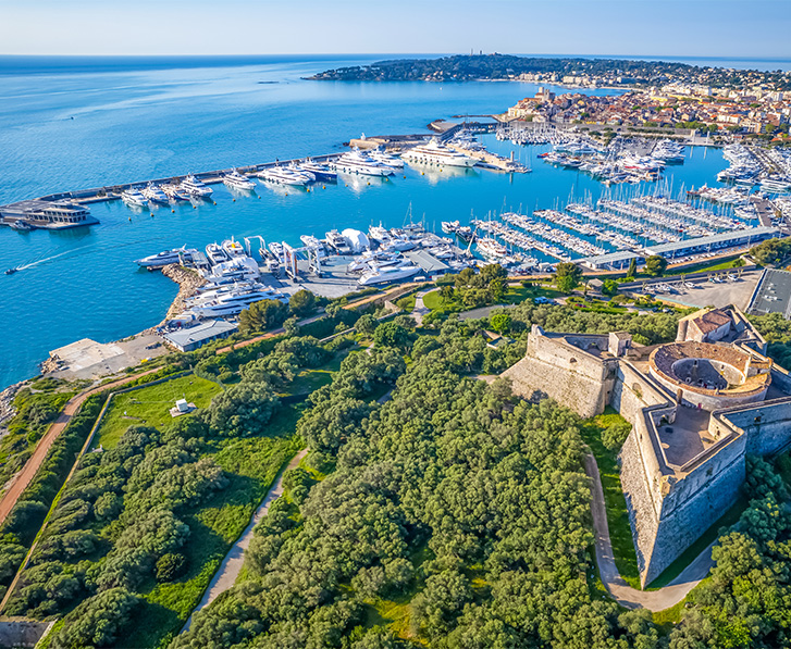 charmants ports antibes