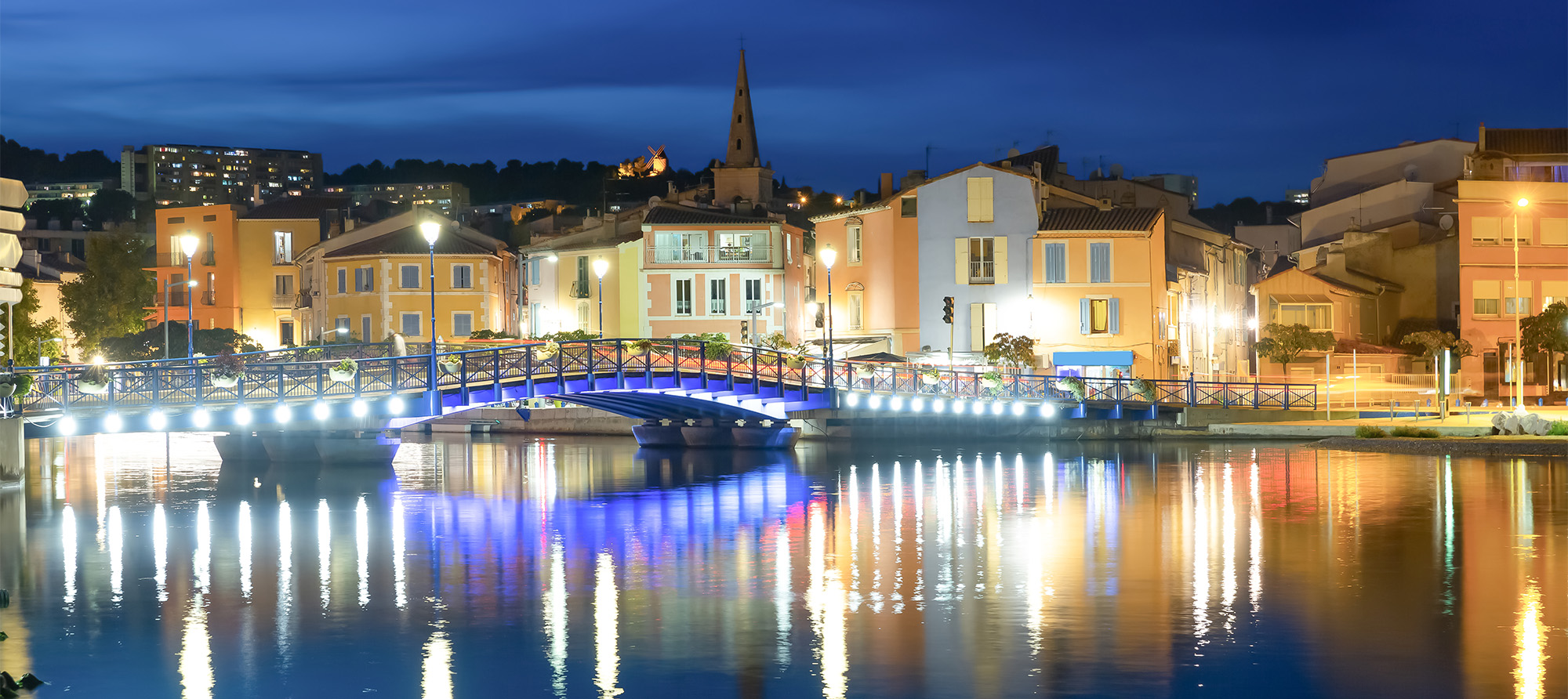 installations lumineuses spectaculaires martigues